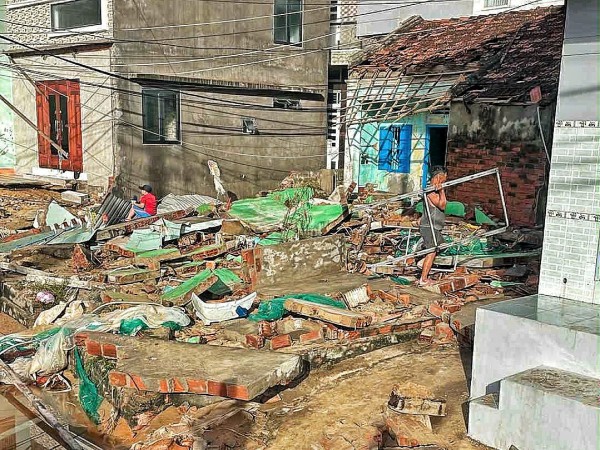 Gia Lai: Hơn 3.500 nhà dân bị sập, tốc mái do bão Kalmaegi