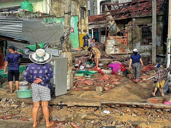 Gia Lai: Hơn 3.500 nhà dân bị sập, tốc mái do bão Kalmaegi