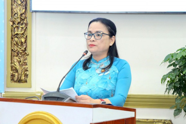 Gia đình Việt Nam ngày càng nhỏ, đơn thân gia tăng Gia đình Việt Nam ngày càng nhỏ, đơn thân gia tăng