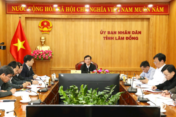 Giải ngân vốn đầu tư công ì ạch, Lâm Đồng lo hụt mục tiêu tăng trưởng Giải ngân vốn đầu tư công ì ạch, Lâm Đồng lo hụt mục tiêu tăng trưởng