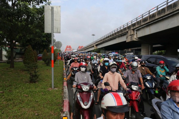 Giao thông rối loạn khi đóng cầu Bình Triệu 1, Sở Xây dựng TP.HCM nói gì? Giao thông rối loạn khi đóng cầu Bình Triệu 1, Sở Xây dựng TP.HCM nói gì?