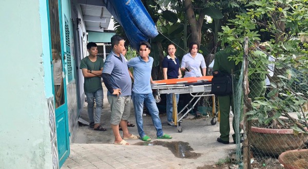 Gọi điện không được, đến phòng trọ phát hiện người bạn đã tử vong Gọi điện không được, đến phòng trọ phát hiện người bạn đã tử vong