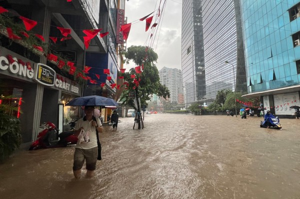 'Hà Nội cần điều chỉnh ngay dự án thoát nước mặt đường' 'Hà Nội cần điều chỉnh ngay dự án thoát nước mặt đường'