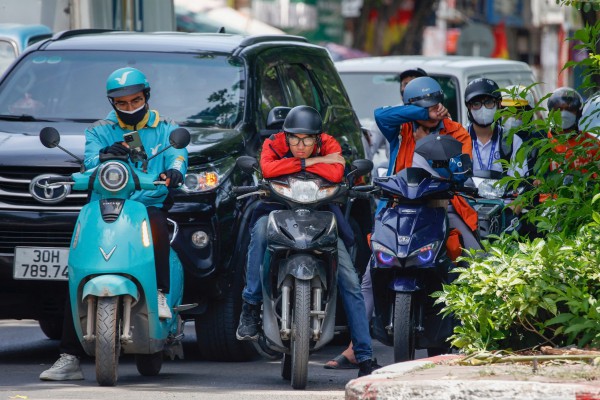 Hà Nội sẽ nghiên cứu mở rộng hạn chế xe máy xăng từ Vành đai 2 Hà Nội sẽ nghiên cứu mở rộng hạn chế xe máy xăng từ Vành đai 2