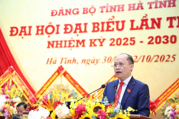 Hà Tĩnh phát động ủng hộ đồng bào bị thiệt hại do bão số 10 Hà Tĩnh phát động ủng hộ đồng bào bị thiệt hại do bão số 10