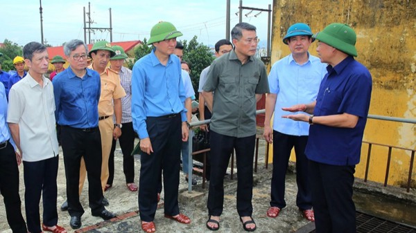 Hai kịch bản ứng phó lũ trên sông Hoàng Long