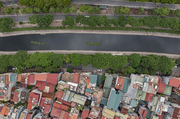 Hiện trạng sông Tô Lịch sau khi bổ cập 2 nguồn nước Hiện trạng sông Tô Lịch sau khi bổ cập 2 nguồn nước