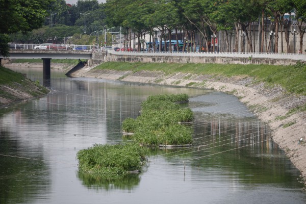 Hiện trạng sông Tô Lịch sau khi bổ cập 2 nguồn nước Hiện trạng sông Tô Lịch sau khi bổ cập 2 nguồn nước