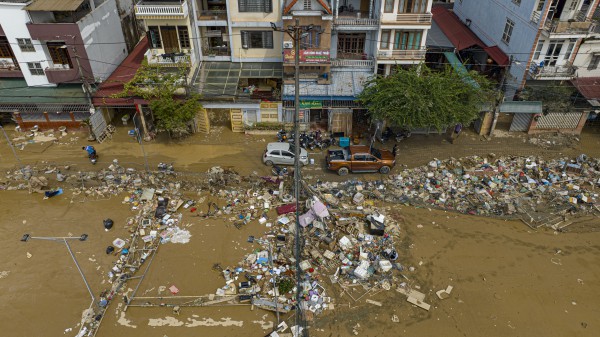 Hình ảnh Trường ĐH Sư phạm Thái Nguyên ngổn ngang sau lũ lịch sử Hình ảnh Trường ĐH Sư phạm Thái Nguyên ngổn ngang sau lũ lịch sử