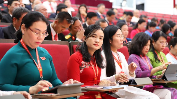 Hình ảnh ngày đầu Đại hội Đảng bộ TP.HCM lần thứ I, nhiệm kỳ 2025 - 2030 Hình ảnh ngày đầu Đại hội Đảng bộ TP.HCM lần thứ I, nhiệm kỳ 2025 - 2030