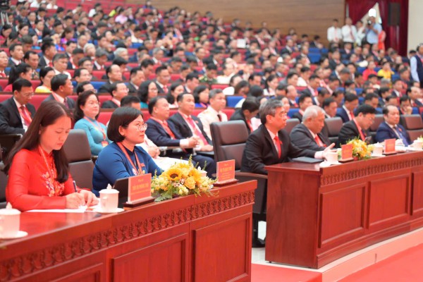 Hình ảnh ngày đầu Đại hội Đảng bộ TP.HCM lần thứ I, nhiệm kỳ 2025 - 2030 Hình ảnh ngày đầu Đại hội Đảng bộ TP.HCM lần thứ I, nhiệm kỳ 2025 - 2030