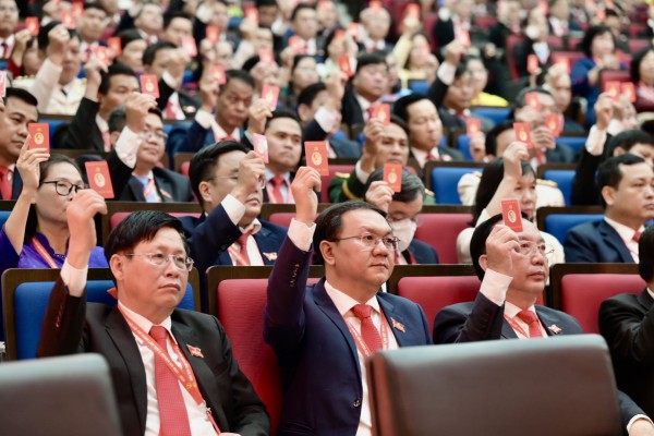 Hình ảnh ngày đầu Đại hội Đảng bộ TP.HCM lần thứ I, nhiệm kỳ 2025 - 2030 Hình ảnh ngày đầu Đại hội Đảng bộ TP.HCM lần thứ I, nhiệm kỳ 2025 - 2030