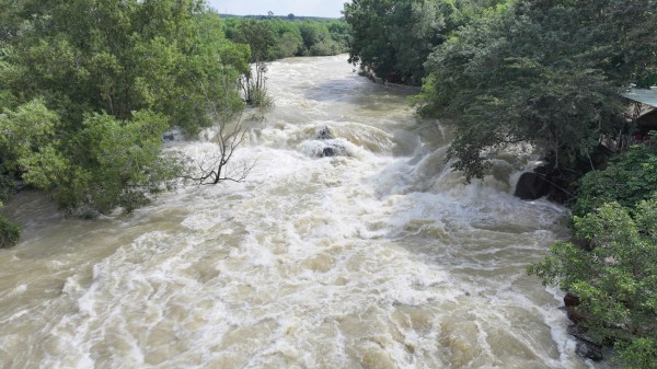 Hồ Dầu Tiếng xả tràn lần 8, tác động gì đến hạ du?