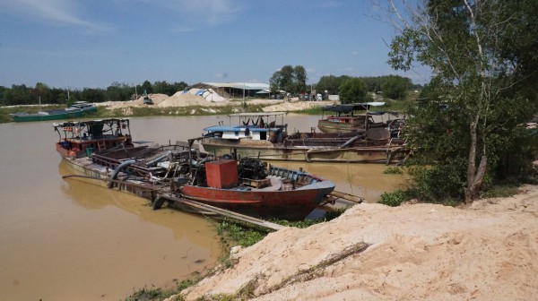 Hồ Dầu Tiếng xả tràn lần 8, tác động gì đến hạ du?