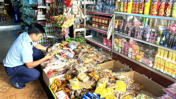 Hộ kinh doanh bị phạt 145 triệu đồng vì hàng nhập lậu, không rõ nguồn gốc