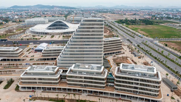 Hỗ trợ cán bộ từ Hải Dương cũ đến làm việc tại Trung tâm hành chính Thủy Nguyên Hỗ trợ cán bộ từ Hải Dương cũ đến làm việc tại Trung tâm hành chính Thủy Nguyên