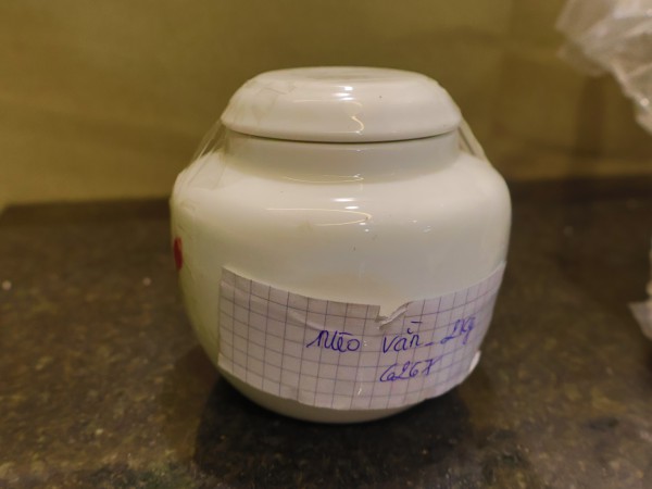 Hỏa táng thú cưng: Ngày đầu vào Bình Hưng Hòa 'hơi sợ sợ'