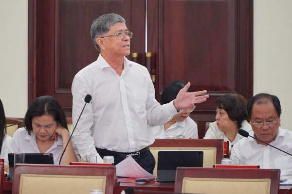 Học sinh đi học thứ bảy: Bí thư Thành ủy TP.HCM yêu cầu Sở GD-ĐT nói rõ Học sinh đi học thứ bảy: Bí thư Thành ủy TP.HCM yêu cầu Sở GD-ĐT nói rõ