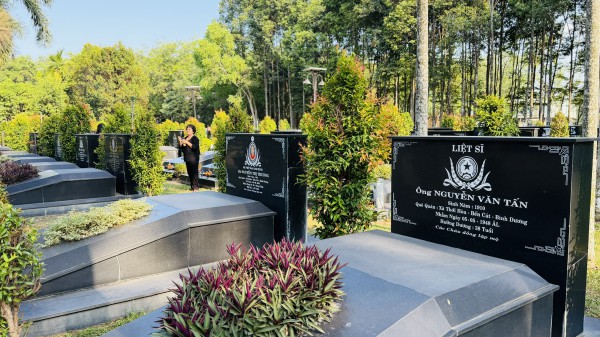 Hơn 3.000 người dân TP.HCM tham gia đại lễ cầu siêu, cầu an tiết thanh minh Hơn 3.000 người dân TP.HCM tham gia đại lễ cầu siêu, cầu an tiết thanh minh