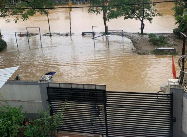 Huế: Lũ sông Bồ đã vượt báo động 3, nhiều vùng đã ngập sâu