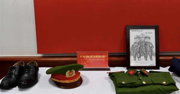 Hy sinh vì cuộc sống bình yên: Đất nước mãi không quên những người anh hùng Hy sinh vì cuộc sống bình yên: Đất nước mãi không quên những người anh hùng