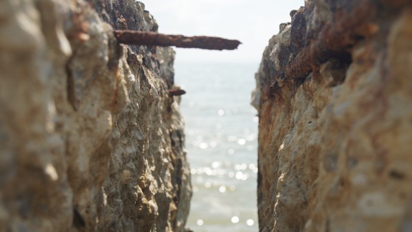 Kè biển Hải Tiến tiếp tục bị sạt lở Kè biển Hải Tiến tiếp tục bị sạt lở