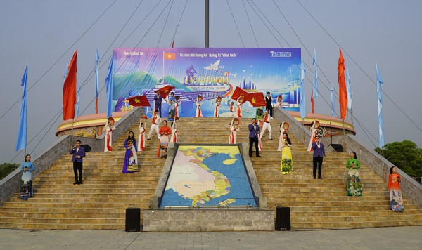 Khai hội đạp xe Vì hòa bình