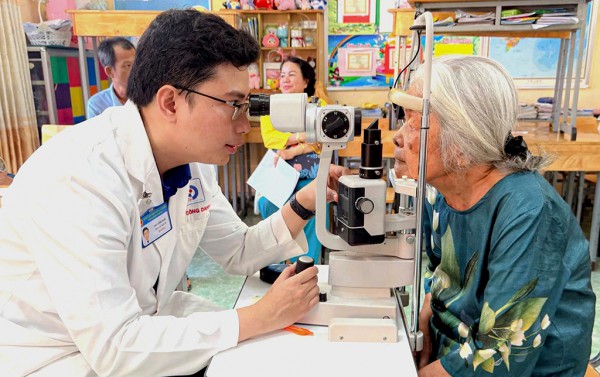 Khám sức khỏe cho 15 triệu dân TP.HCM