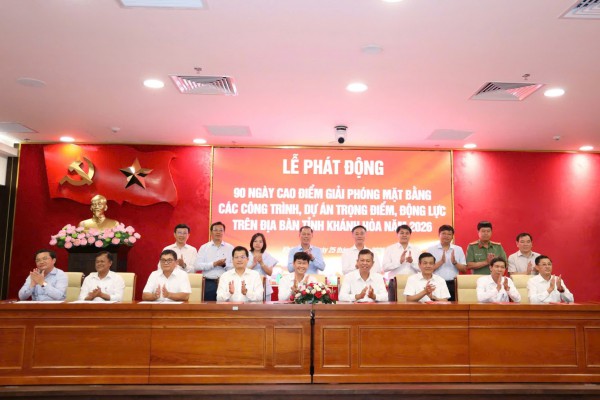 Khánh Hòa: 'Không thể lấy cái khó làm lý do để chậm mãi'