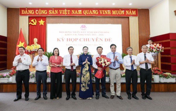 Khánh Hòa có thêm Phó chủ tịch UBND tỉnh Khánh Hòa có thêm Phó chủ tịch UBND tỉnh