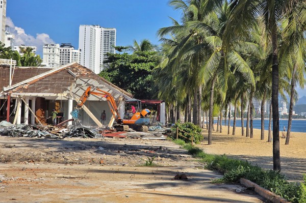 Khánh Hòa: Đấu giá khu 'đất vàng' ven biển Trần Phú, phục vụ dân sinh Khánh Hòa: Đấu giá khu 'đất vàng' ven biển Trần Phú, phục vụ dân sinh