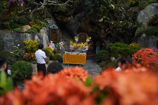 Khánh thành công trình tôn tạo Di tích quốc gia đặc biệt Hang Tám Cô Khánh thành công trình tôn tạo Di tích quốc gia đặc biệt Hang Tám Cô
