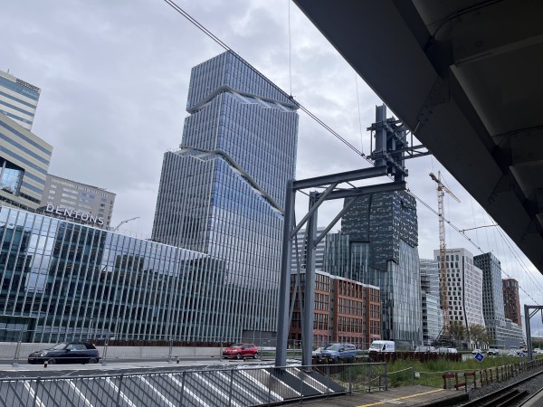 Khi thành phố có nhiều không gian trống Khi thành phố có nhiều không gian trống