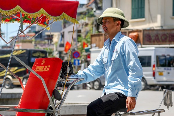Không khí mát 'đánh tan' nắng nóng ngột ngạt ở miền Bắc Không khí mát 'đánh tan' nắng nóng ngột ngạt ở miền Bắc