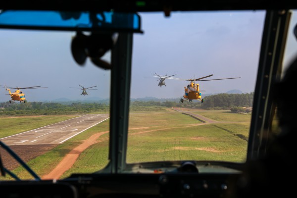 Không quân trực thăng dốc sức luyện tập bay diễu binh 2.9 Không quân trực thăng dốc sức luyện tập bay diễu binh 2.9