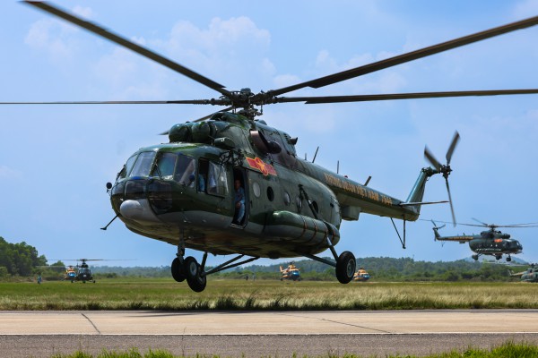 Không quân trực thăng dốc sức luyện tập bay diễu binh 2.9 Không quân trực thăng dốc sức luyện tập bay diễu binh 2.9