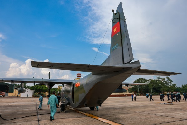 Không quân vận tải của Bộ Quốc phòng diễu binh sau 40 năm Không quân vận tải của Bộ Quốc phòng diễu binh sau 40 năm