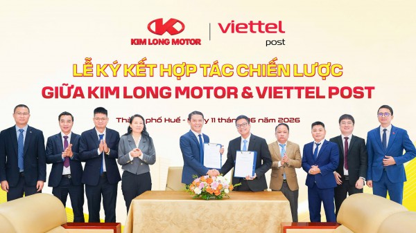 Kim Long Motor và Viettel Post ký kết hợp tác chiến lược toàn diện Kim Long Motor và Viettel Post ký kết hợp tác chiến lược toàn diện
