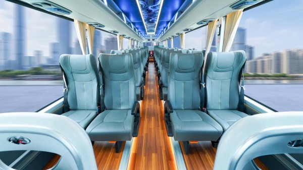 Kim Long Motor xuất khẩu lô xe bus 'made in Vietnam' đầu tiên sang Thái Lan Kim Long Motor xuất khẩu lô xe bus 'made in Vietnam' đầu tiên sang Thái Lan