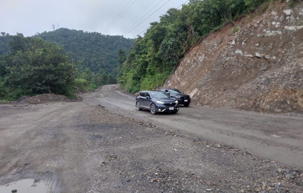 Lâm Đồng: Gian nan hành trình phủ sóng di động ở vùng lõm núi rừng