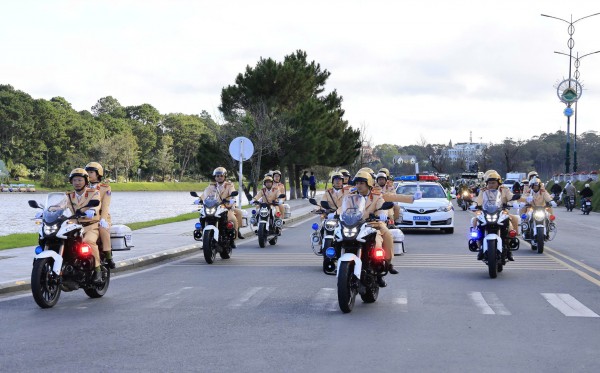 Lâm Đồng: Phương tiện tự ý lắp đặt thiết bị ưu tiên sẽ bị xử lý nghiêm