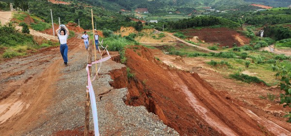 Lâm Đồng: Sụt lún đất nghiêm trọng tại dự án hồ chứa nước Đông Thanh