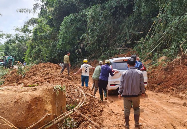 Lâm Đồng ban hành lệnh khẩn cấp xử lý sạt lở đèo D’Ran và đèo Gia Bắc Lâm Đồng ban hành lệnh khẩn cấp xử lý sạt lở đèo D’Ran và đèo Gia Bắc