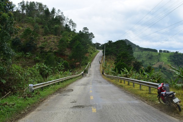 Lâm Đồng đề xuất khoán tiền xe đi lại cho cán bộ khi sáp nhập tỉnh Lâm Đồng đề xuất khoán tiền xe đi lại cho cán bộ khi sáp nhập tỉnh