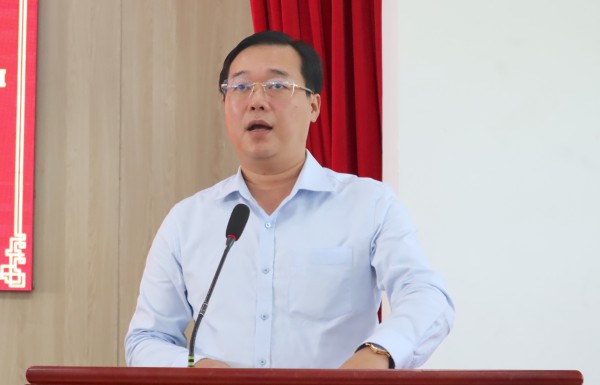 Lấn chiếm vỉa hè giảm rõ rệt, nhưng cử tri TP.HCM lo khó giữ lâu dài