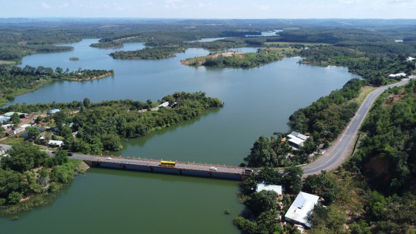 Lật thuyền trên hồ thủy điện Thác Mơ, 1 người mất tích Lật thuyền trên hồ thủy điện Thác Mơ, 1 người mất tích