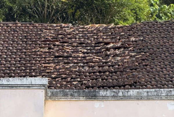 Liên tiếp động đất ở Quảng Ngãi: Trường học hư hỏng, phải chuyển chỗ ở học sinh Liên tiếp động đất ở Quảng Ngãi: Trường học hư hỏng, phải chuyển chỗ ở học sinh