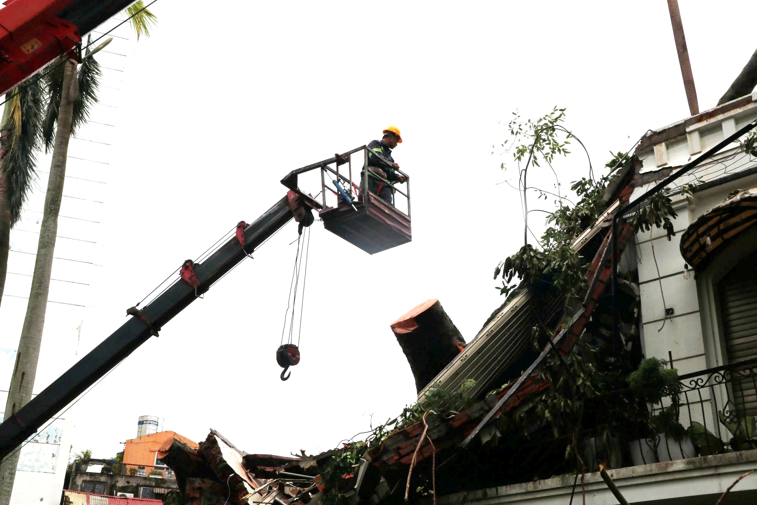 ‘Lính đặc nhiệm’ TP.HCM bay ra Hải Phòng hỗ trợ khắc phục hậu quả bão số 3