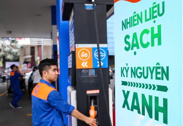 Lo đổi xăng A95 sang E10 hại động cơ, ngành đo lường chất lượng TP.HCM nói gì?