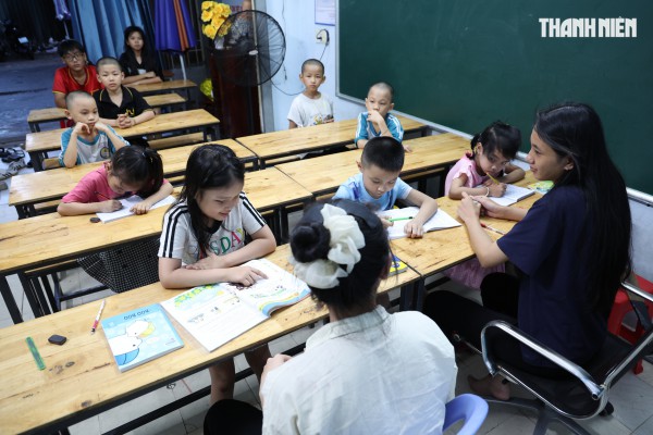 Lớp học tình thương hơn 1 thập kỷ gieo chữ cho trẻ mồ côi ở TP.HCM
